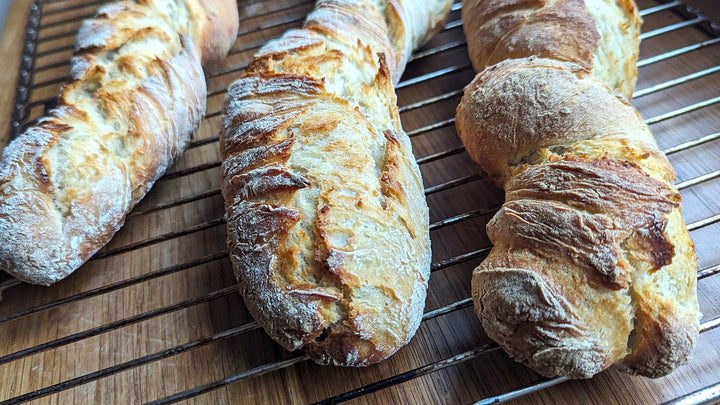 Knuspriges Hirse-Dinkel-Baguette
