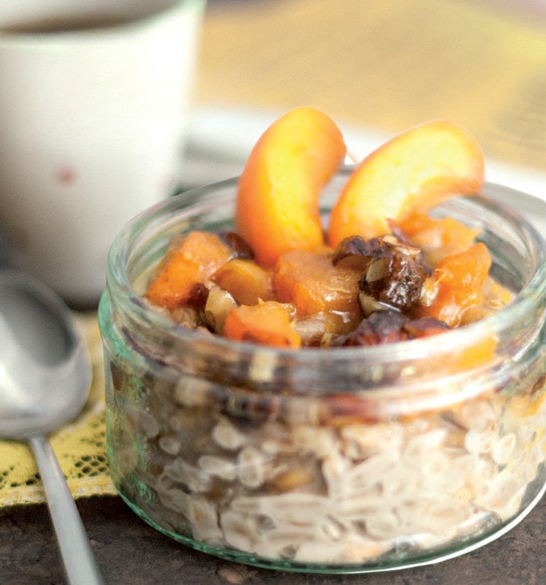 Dinkelino mit Aprikose & gerösteten Nüssen