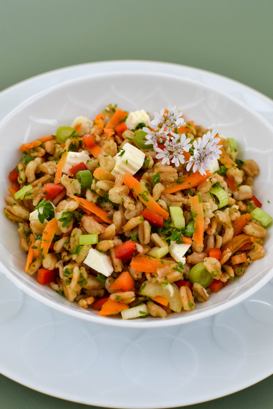 Dinkelinosalat mit Fetakäse