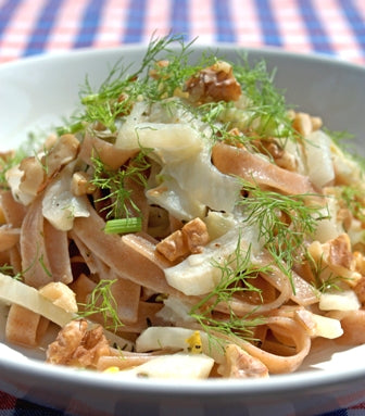 Dinkel-Nudeln mit Fenchel